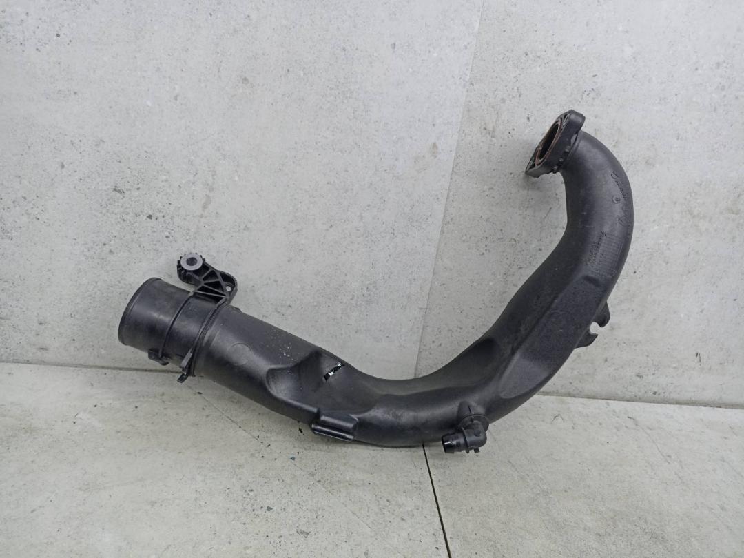 патрубок турбины Renault Megane 3 поколение (2008 - 2014), 8200645723 - фото №1