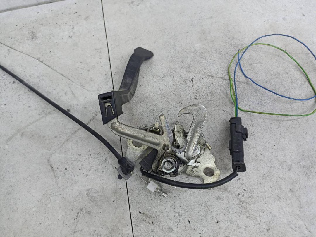 замок капота Peugeot 3008 1 поколение 2010, 9671599380 - фото №1