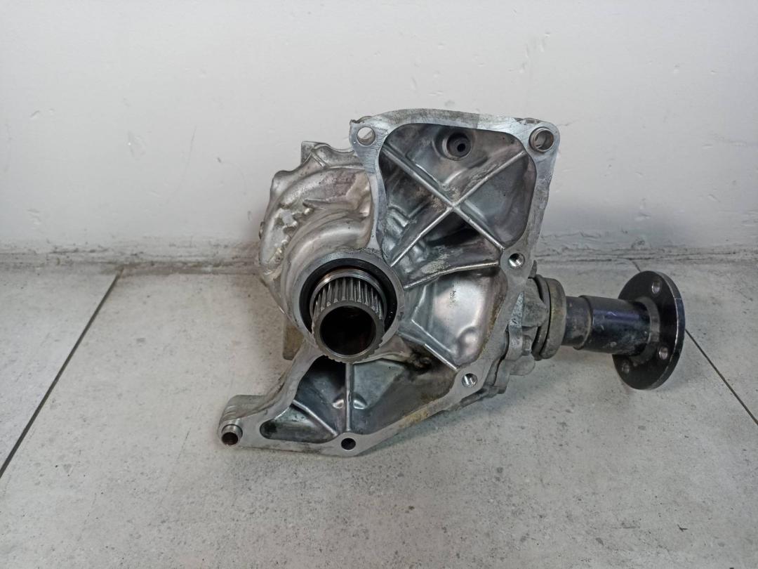 редуктор переднего моста Nissan Murano Z50 2008, 3.5 л., VQ35DE, бензин, 33100-CN200 - фото №1