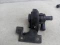 насос антифриза дополнительный Volkswagen Golf 6 поколение 2011, 2.0 л., бензин, 1K0965561G - фото №3