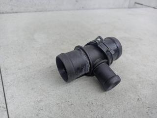 фланец (тройник) системы охлаждения Volkswagen Golf 6 поколение 2011, 2.0 л., бензин, S0000163