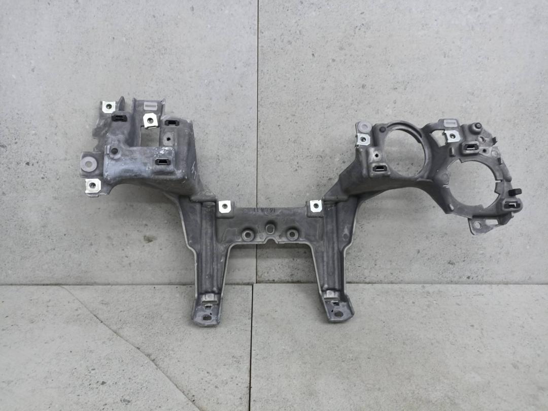 кронштейн (крепление) Porsche Panamera 4S 970 2012, 97055232300 - фото №1