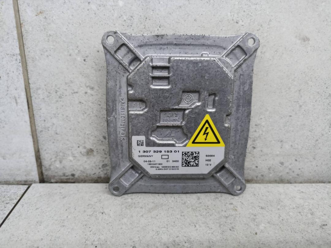 блок розжига ксенона Renault Megane 3 поколение 2011, 1307329153 - фото №1