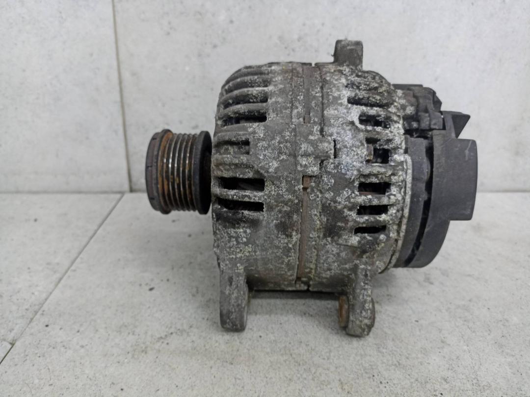 генератор Renault Megane 2 поколение 2006, 8200390676 - фото №1