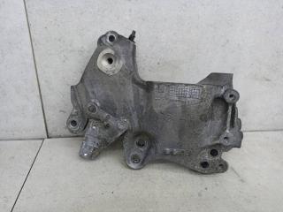 кронштейн двигателя Renault Trafic 3 поколение 2016, 1.6 л., R9M 452, дизель, 112313054R