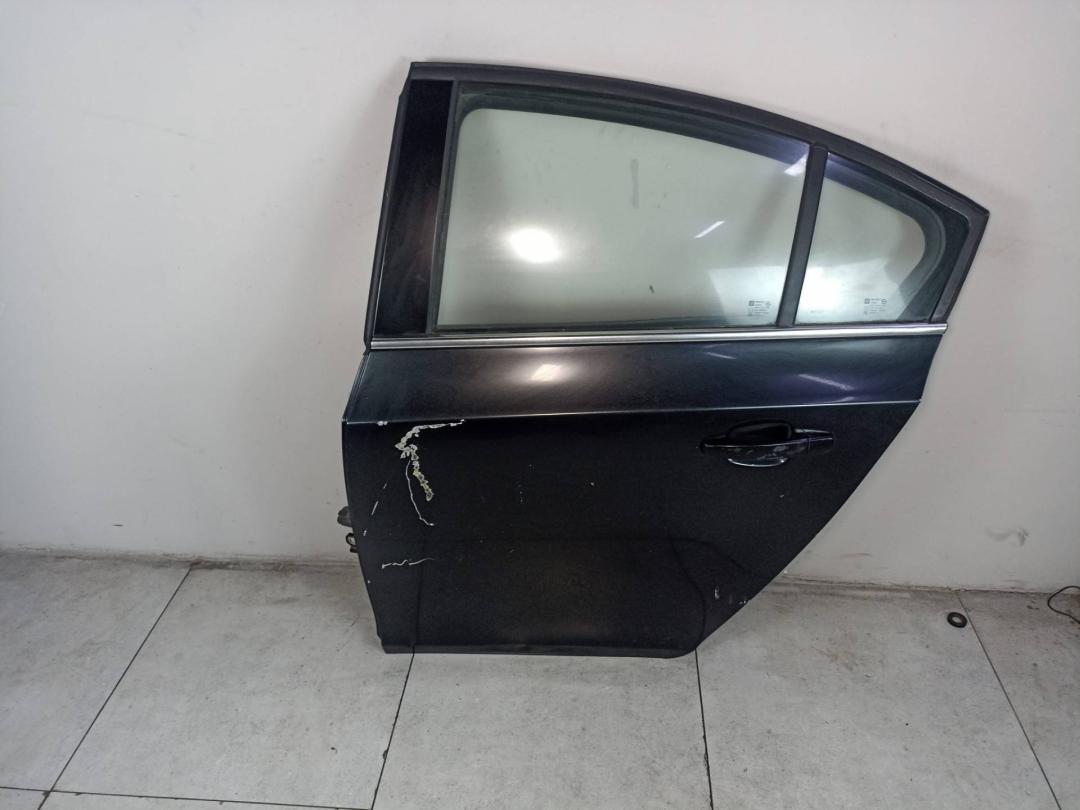 дверь задняя левая Chevrolet Cruze 1 поколение 2012, 95987763 - фото №1