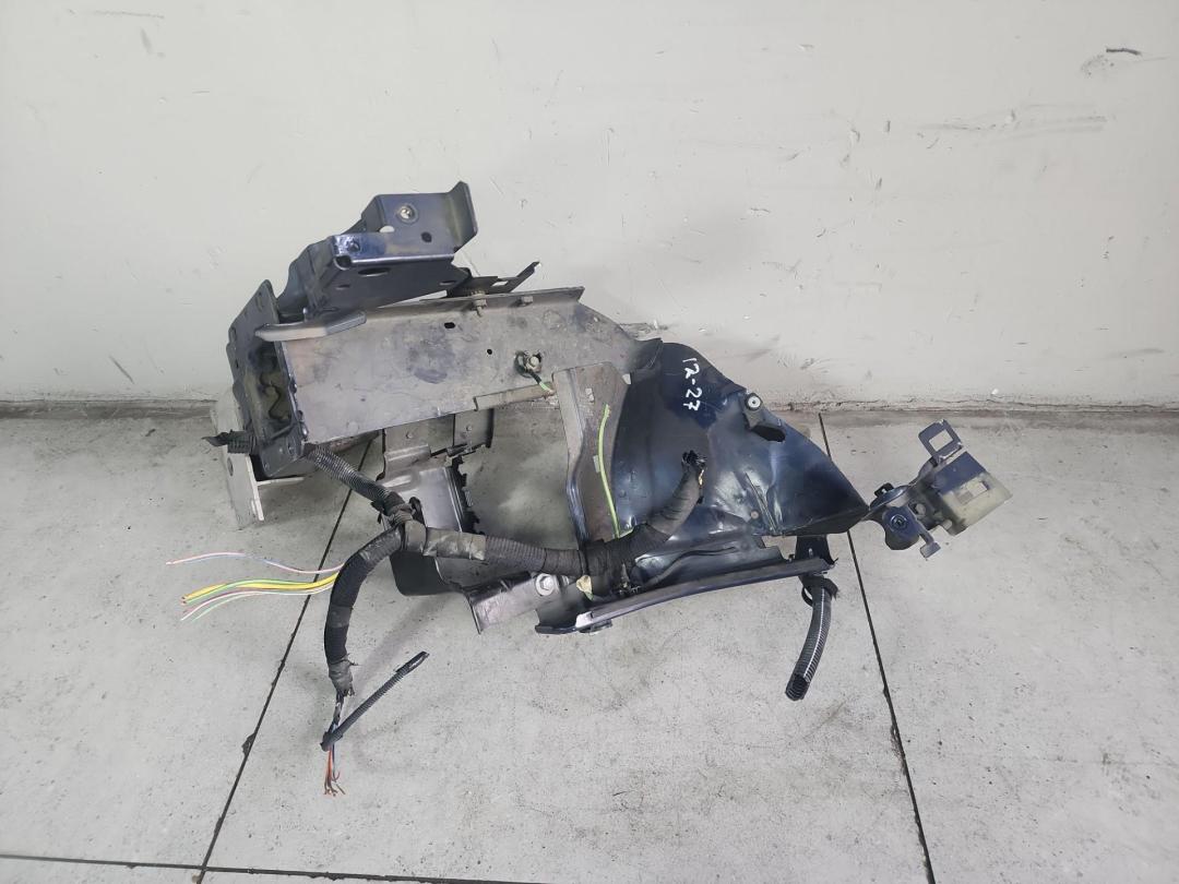 лонжерон левый Peugeot 3008 1 поколение 2011, 80492900 - фото №1