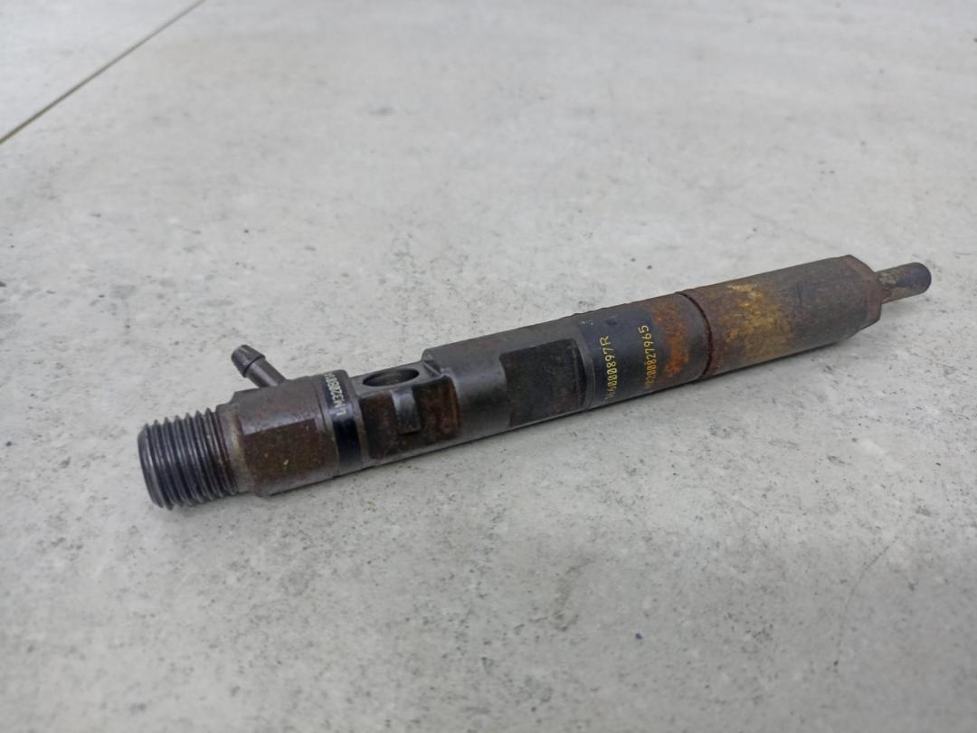 форсунка Renault Duster 1 поколение 2012, 166000897, H8200827965 - фото №1