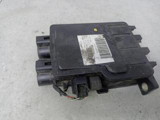 блок предохранителей Renault Laguna 3 поколение 2012, 243800002R