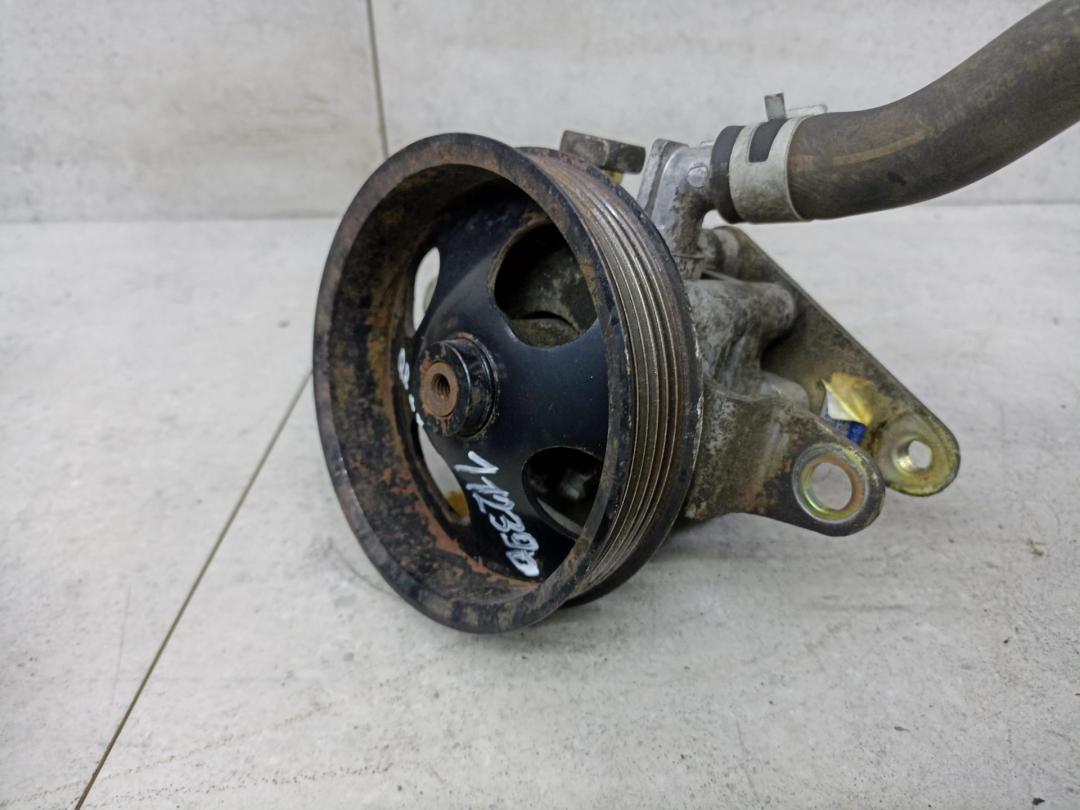 насос гидроусилителя руля Nissan X-Trail T30 2004, 491108H305 - фото №1