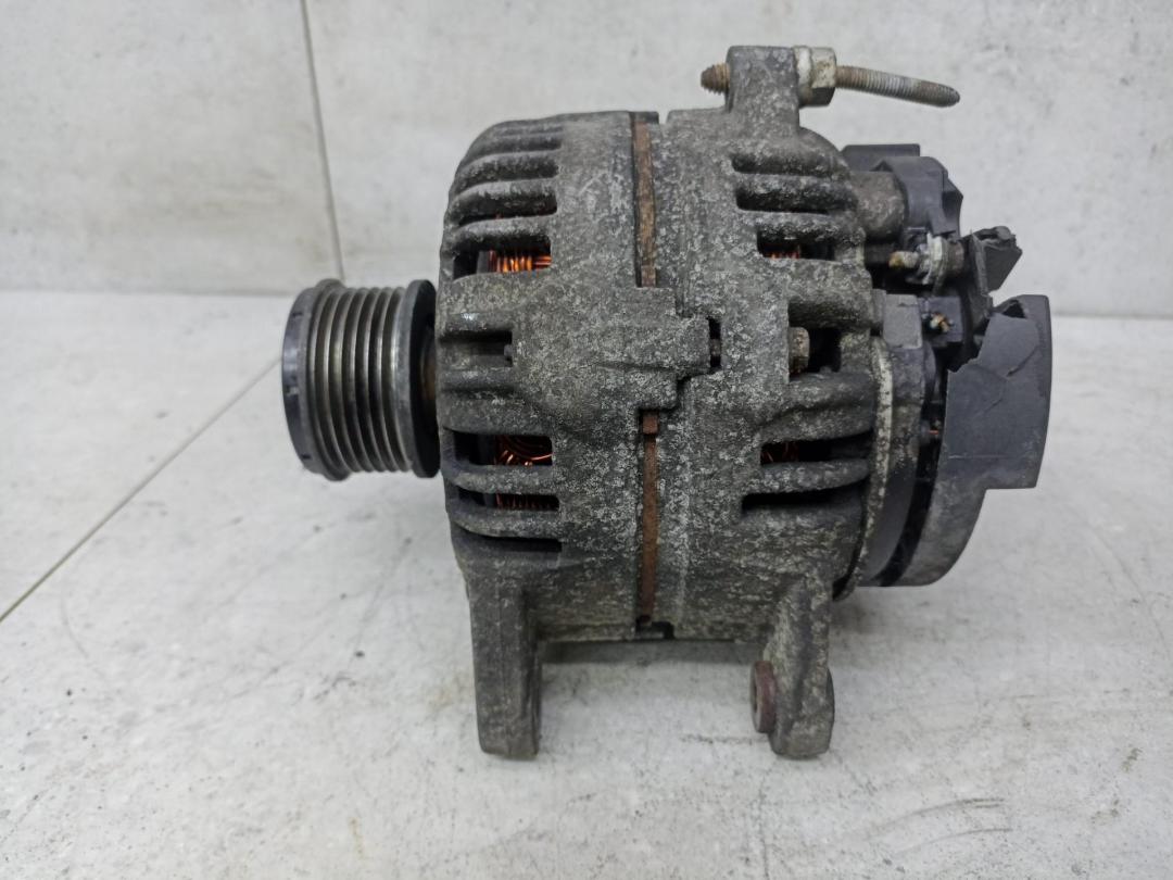 генератор Renault Megane 3 поколение 2012, 8200390675, 231008578R - фото №1