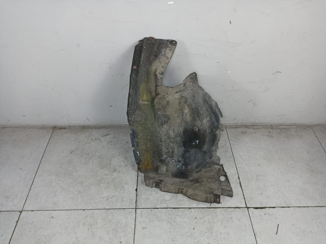 защита арок передняя левая (подкрылок) BMW 7 серия F01/F02 (2008 - 2012), 51717185159 - фото №1