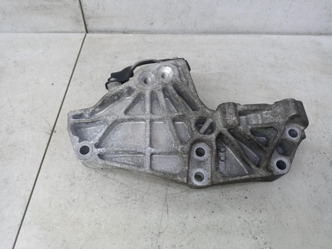 кронштейн двигателя Renault Laguna 3 поколение (2007 - 2012), 8201011432 - фото №1