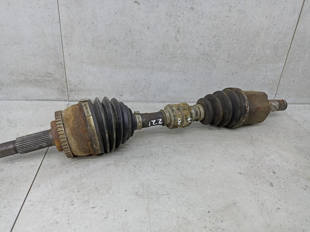 полуось передняя левая (приводной вал, ШРУС) Nissan X-Trail T30 (2000 - 2004), 391018H710 - фото №1