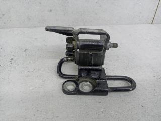 петля двери Audi A8 D2/4D [рестайлинг] (1999 - 2002), 4D0831412