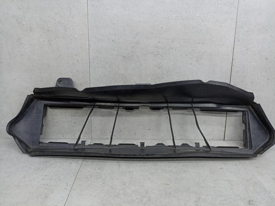 воздуховод (дефлектор) радиатора Renault Scenic 4 поколение, 622562526R - фото №1