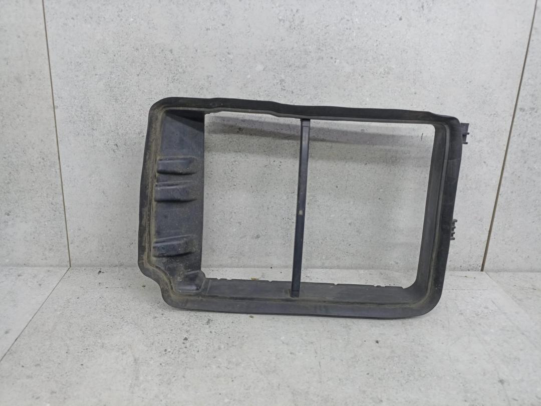 воздуховод интеркулера Renault Scenic 4 поколение 2019, 215584465R - фото №1