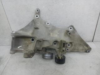 кронштейн генератора Renault Duster 1 поколение 2015, 8201033565