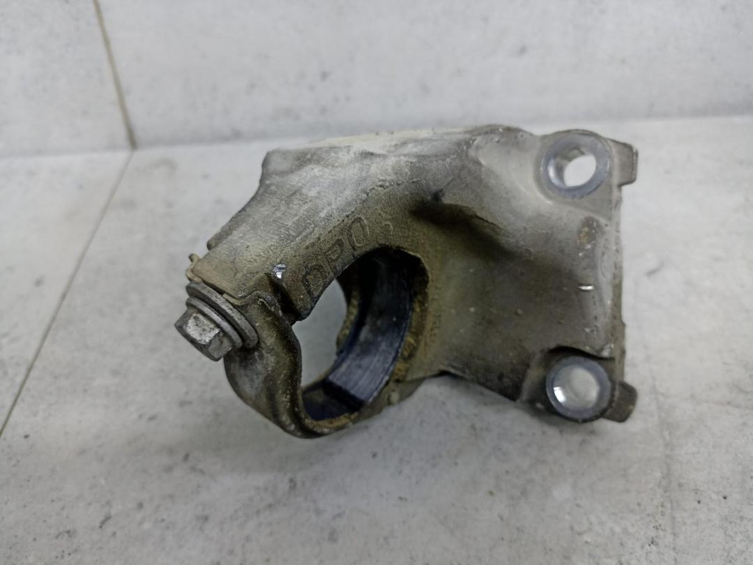 кронштейн полуоси Renault Duster 1 поколение 2011, 397741478R - фото №1