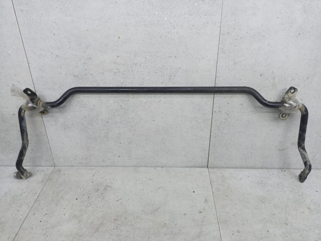 стабилизатор подвески передний Renault Duster 1 поколение 2010, 546114265R - фото №1