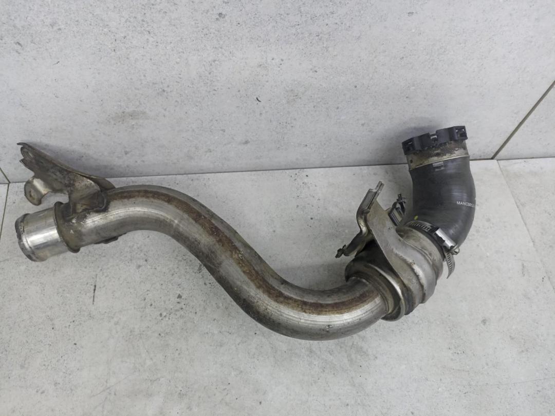 патрубок интеркулера Renault Trafic 3 поколение 2017, 144603145R - фото №1