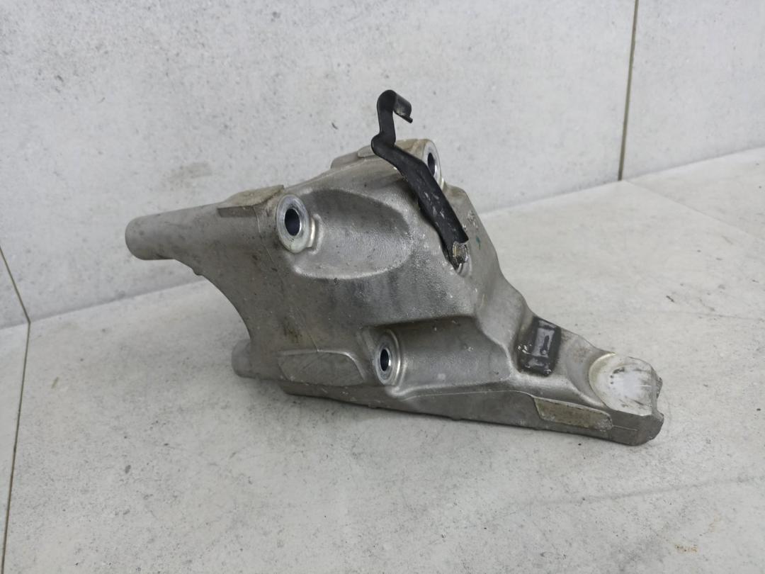 кронштейн КПП Honda Accord 7 поколение (2002 - 2006), 10SDA6 - фото №1