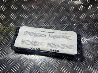 подушка безопасности коленная Porsche Macan 1 поколение 2018, 95B880204