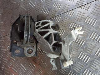 подушка крепления двигателя Nissan Qashqai J10 [рестайлинг] 2012, 11210JC700