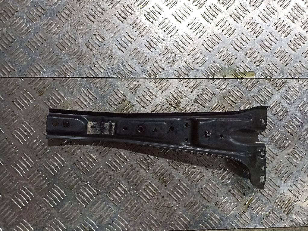 кронштейн (крепление) Porsche Cayenne 958 2013, A0110000301 - фото №1