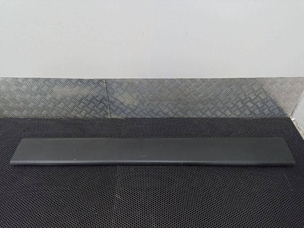 молдинг двери задней левой Renault Master 3 поколение 2012, 828210160R - фото №1