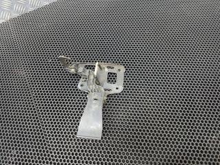 замок капота Audi A4 B7 2009, 8T0823480