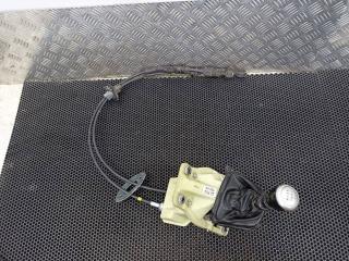 кулиса Hyundai Tucson 1 поколение 2006, 437302E300