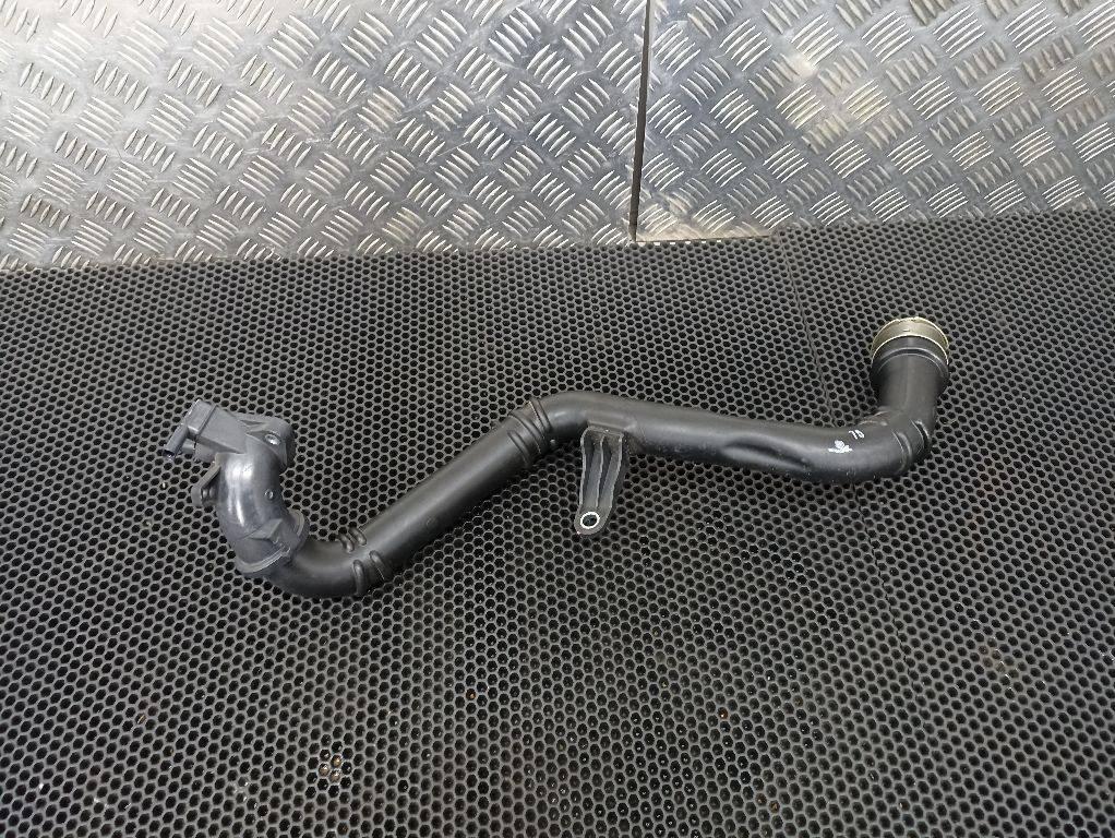 патрубок интеркулера Renault Arkana 1 поколение 2019, 144601599R - фото №1