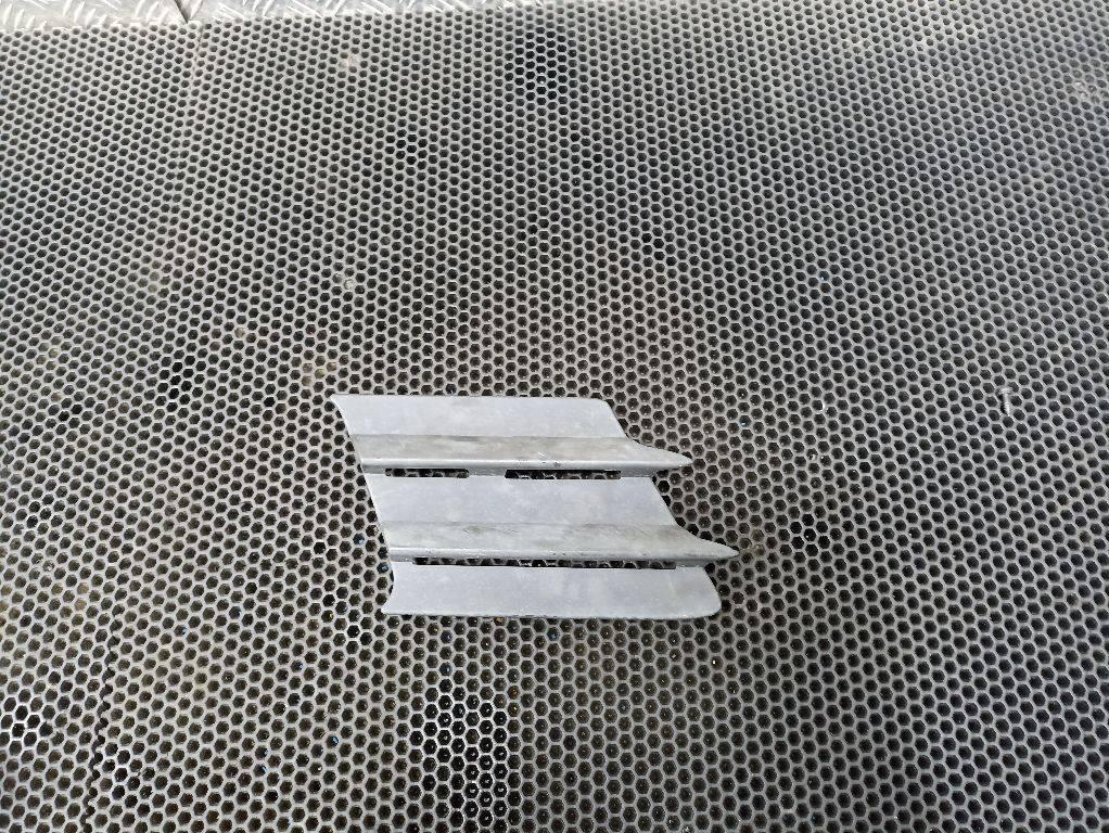 заглушка (решетка) в бампер MAN TGX 1 поколение 2013, 81416850096 - фото №1