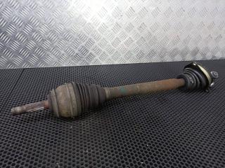 полуось передняя левая (приводной вал, ШРУС) Renault Logan 1 поколение [рестайлинг] 2010, 8200696900