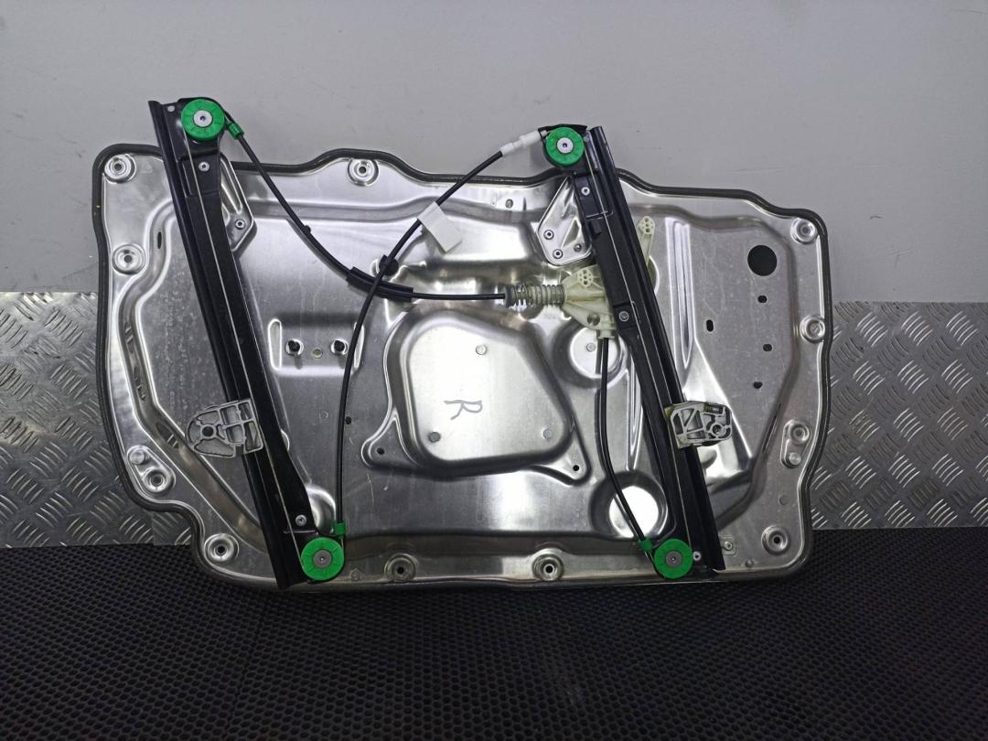 стеклоподъемник передний правый Bentley Flying Spur 2 поколение 2017, 4W0837756B - фото №1