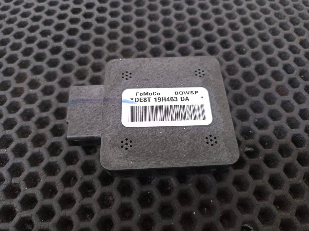 антенна Ford Transit Custom 1 поколение 2016, DE8T19H463 - фото №1