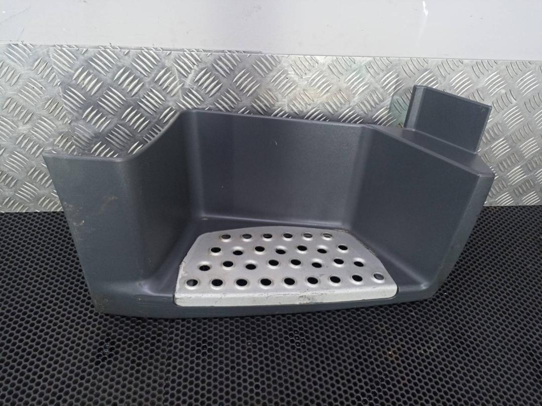 Подножка кабины MAN TGL 1 поколение 2013, 81615100862 - фото №1