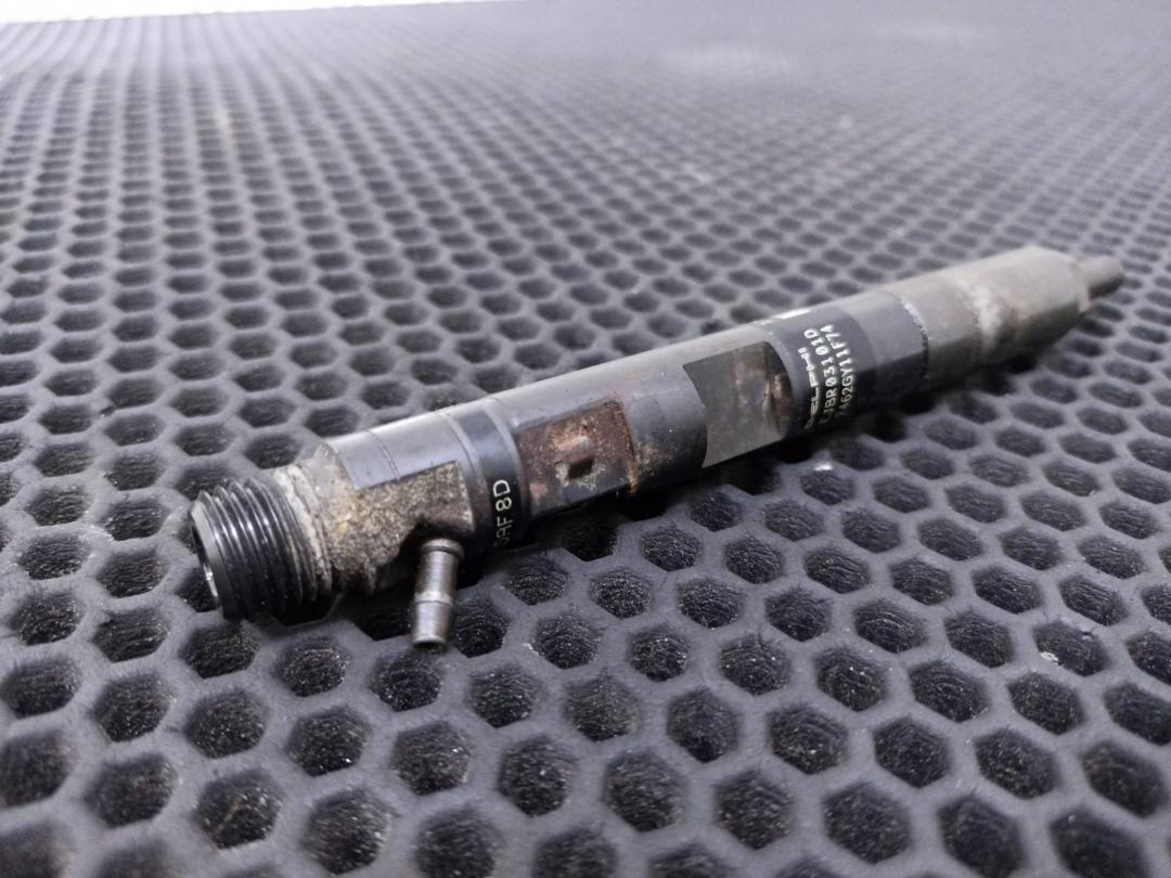 форсунка Renault Kangoo 2 поколение 2011, 1.5 л., K9K 802, дизель, 8200421359, H8200421897 - фото №1