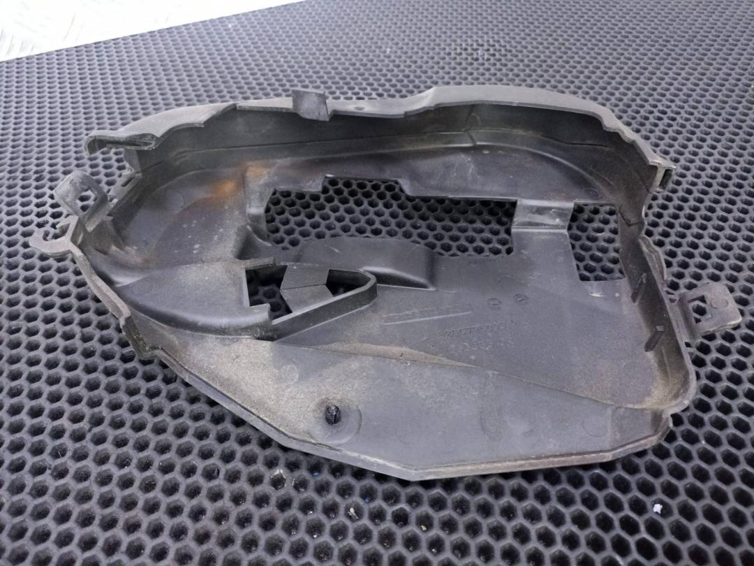 защита (кожух) ремня ГРМ Renault Megane 2 поколение 2006, 8200795003 - фото №1