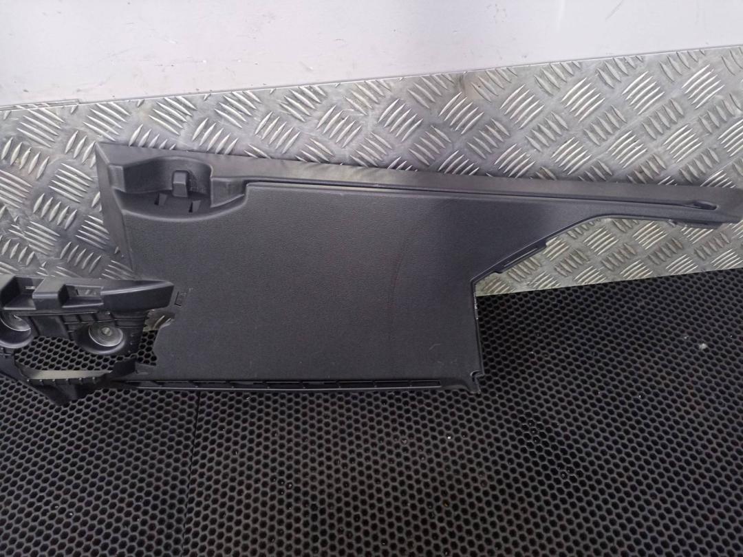 обшивка багажника Land Rover Range Rover Sport 2 поколение 2016, DK6231013A - фото №1