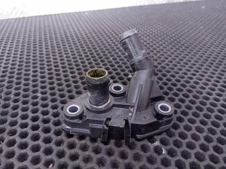 фланец (тройник) системы охлаждения Renault Megane 2 поколение [рестайлинг] 2008, 8200337841, 8200423361