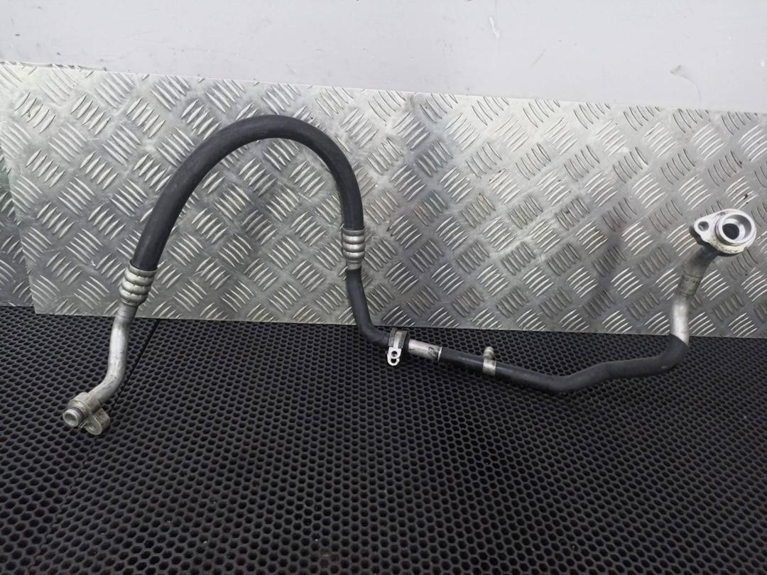 трубка кондиционера Volkswagen Touareg 2 поколение 2014, 7P6820744B - фото №1