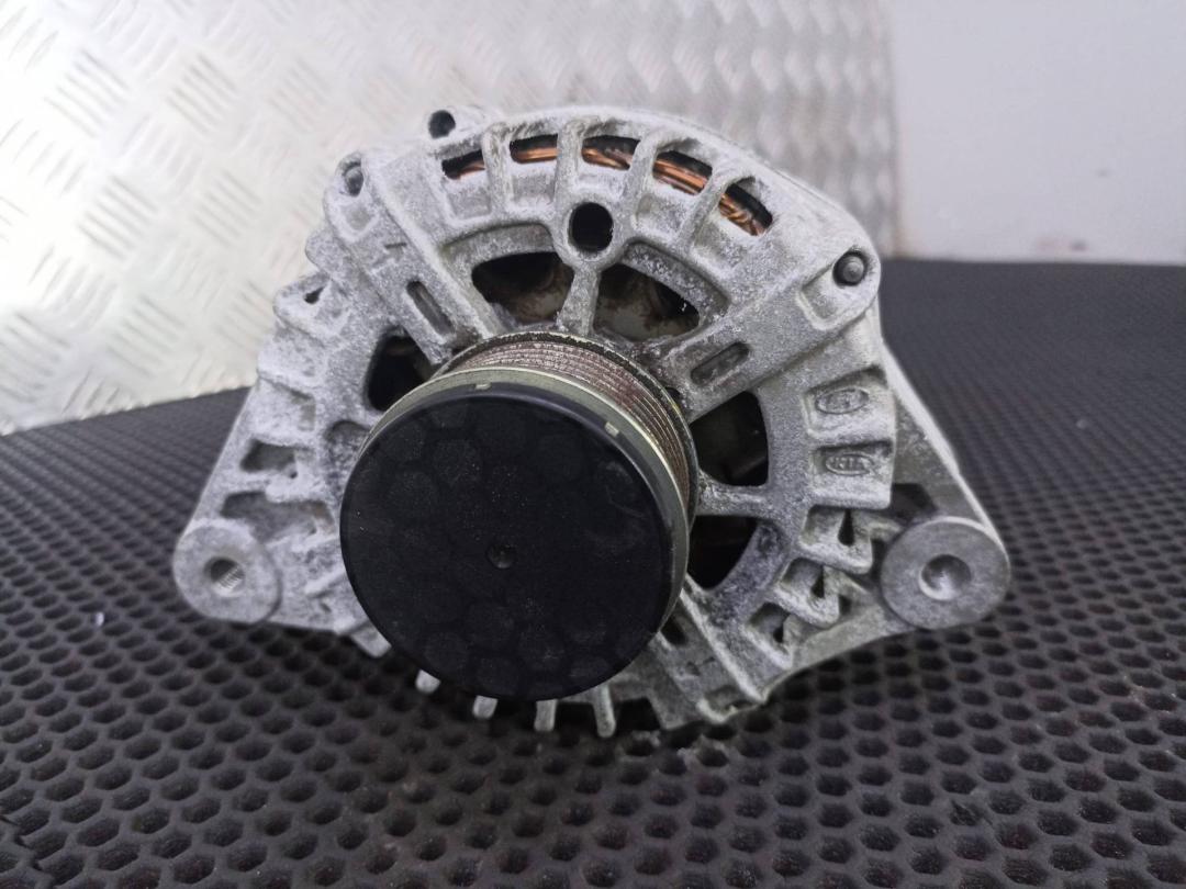 генератор Kia Sportage 4 поколение 2017, 373002F350 - фото №1