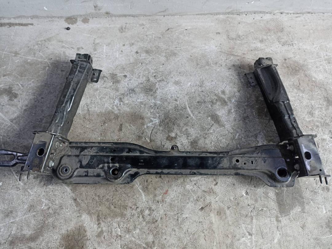 балка под радиатор Renault Scenic 4 поколение 2017, D3578R, 625303449R - фото №1