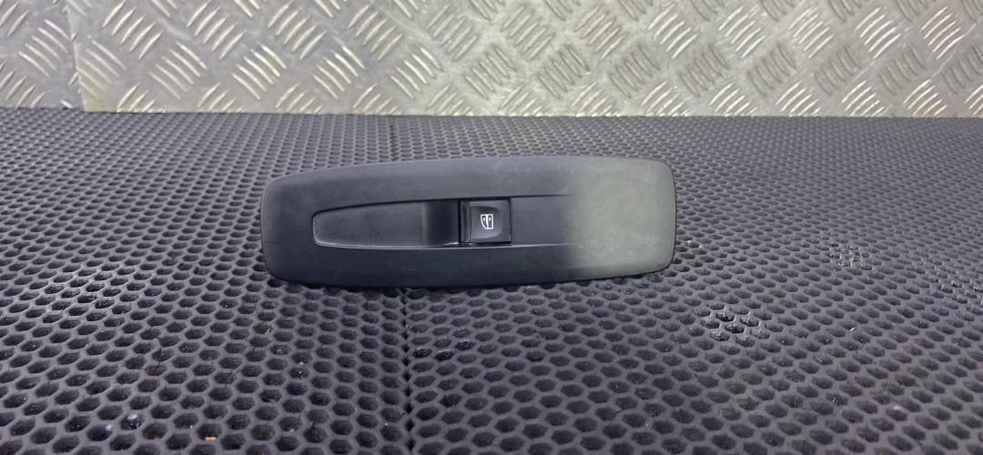 стеклоподъемник передний правый Renault Scenic 4 поколение, 809605274R - фото №1