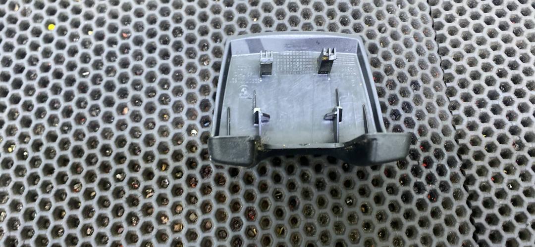 накладка на сиденье BMW X5 E70 2006, 52207171827 - фото №1