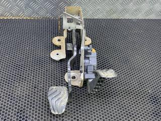 педаль тормоза Renault Talisman 1 поколение 2015, 465013420R