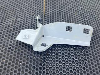 кронштейн (крепление) Renault Kadjar 1 поколение 2016, 260922335R