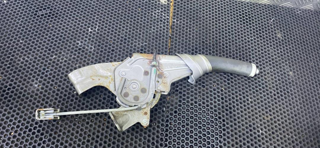 рычаг ручного тормоза (ручника) Toyota Corolla 10 поколение (E140/E150) (2007 - 2010), 4620112370B0 - фото №1